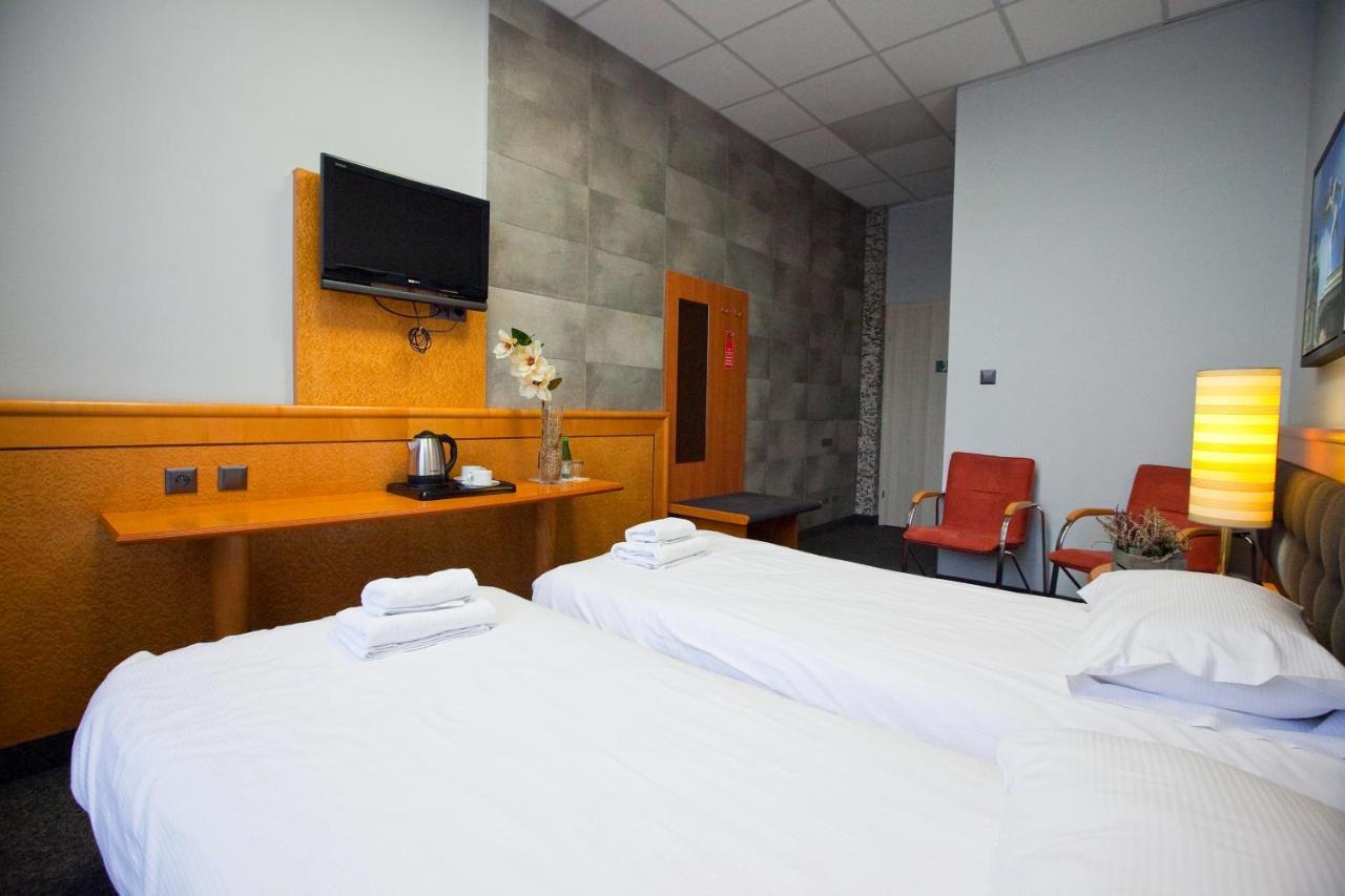 קרקוב Hotel Aspel מראה חיצוני תמונה