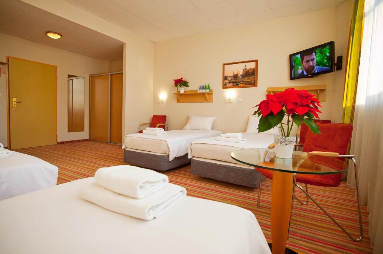 קרקוב Hotel Aspel מראה חיצוני תמונה
